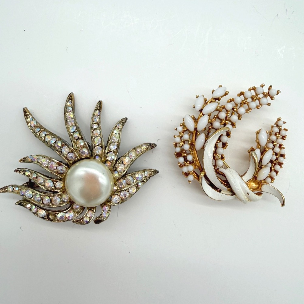 Vintage Brooch Lot ART Signed White Floral Rhinestone Sunburst Faux Pearl 2pc